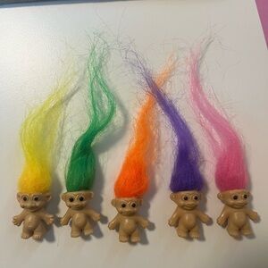 NWT 20 pk Mini Troll Dolls - Yellow, Green, Orange, Purple, Pink, Blue